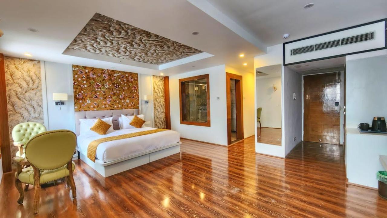 The Walnut Creek Pahalgam Hotel Exterior foto